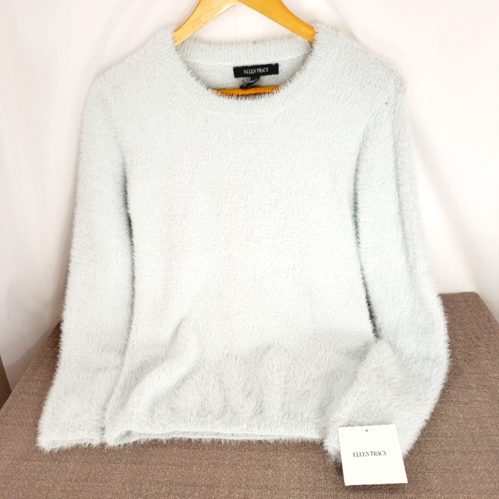 Ellen Tracy XS NEW Fuzzy Sweater